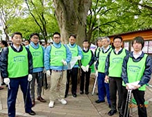 クリーンアップ大作戦（大通公園の清掃活動