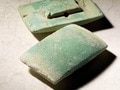 prev-article-image
