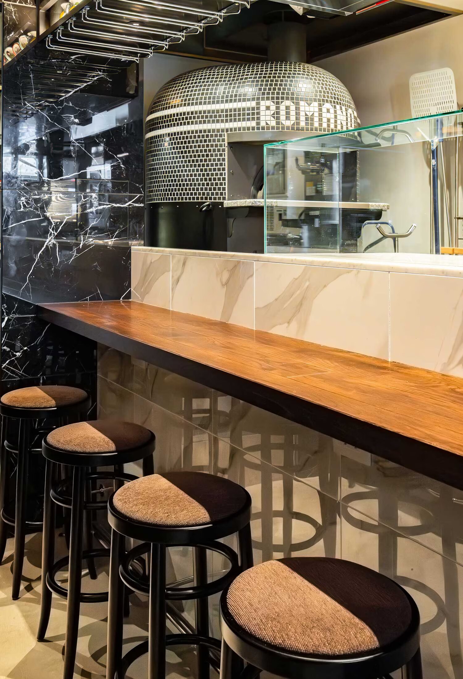 LIXIL｜INAXのタイル総合情報サイト「INAX TILE LAB」｜DTL INTERVIEW