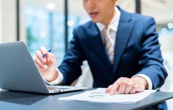 人事評価シートとは、社員の能力やスキルを評価するための書類