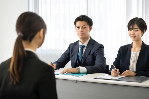 採用面接では避けたほうがよい質問がある