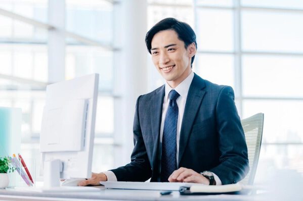 テンプレートを参考にして応募者対応メールを作成すると便利