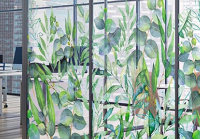癒される植物モチーフのガラスフィルム