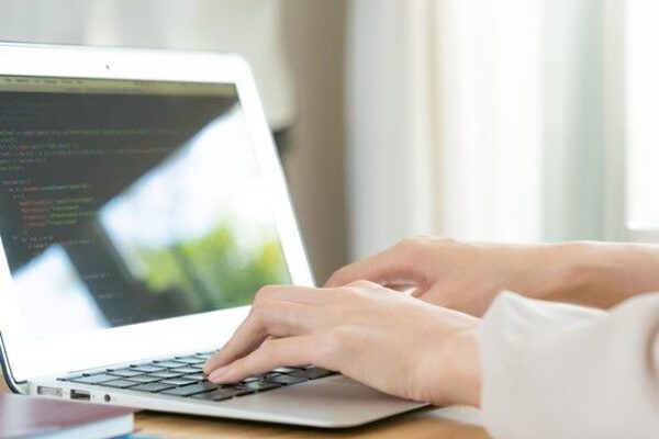採用DXを推進すればデータ分析が可能になり、採用活動をデータに基づいて改善できる