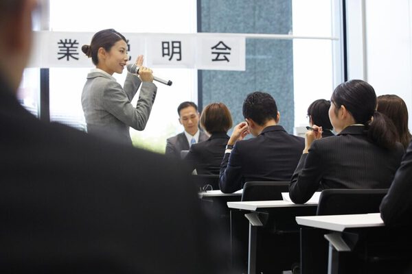 新卒一括採用を主軸にするメリット・デメリットを正しく把握しよう