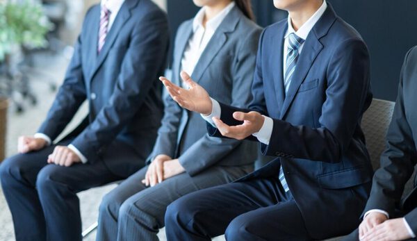 面接担当者のスキルアップに励みつつ、自社にあった人材を探し出そう