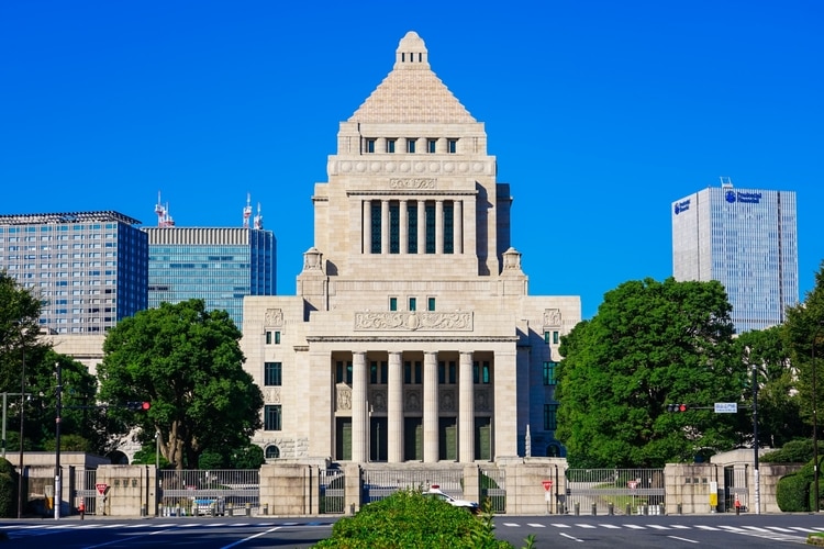 法令改正の情報収集方法