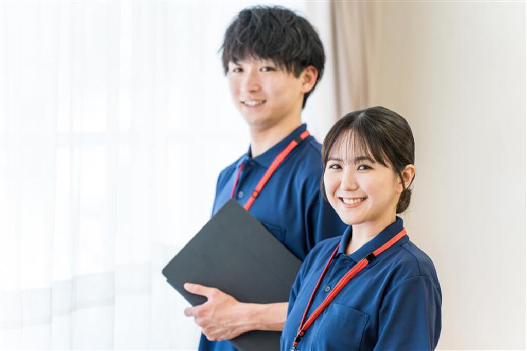 デイサービス職員の業務負担イメージ画像