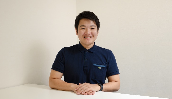 プロフィール写真｜徳門税理士事務所 代表 徳門仁来 様