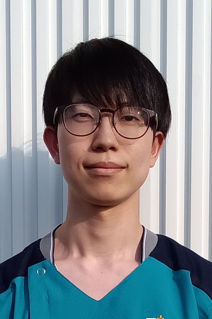 富山のパソコンスマホ修理店 デジタルドック富山本郷店スタッフ アジロ