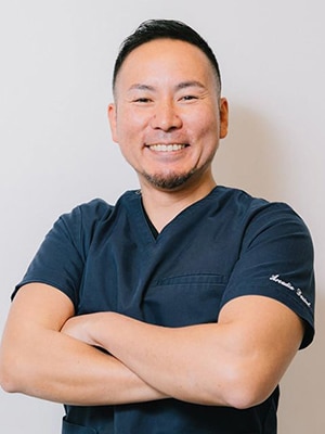 大倉山こいし・こども矯正歯科理事長、大倉山アルカディア歯科　院長　小石健