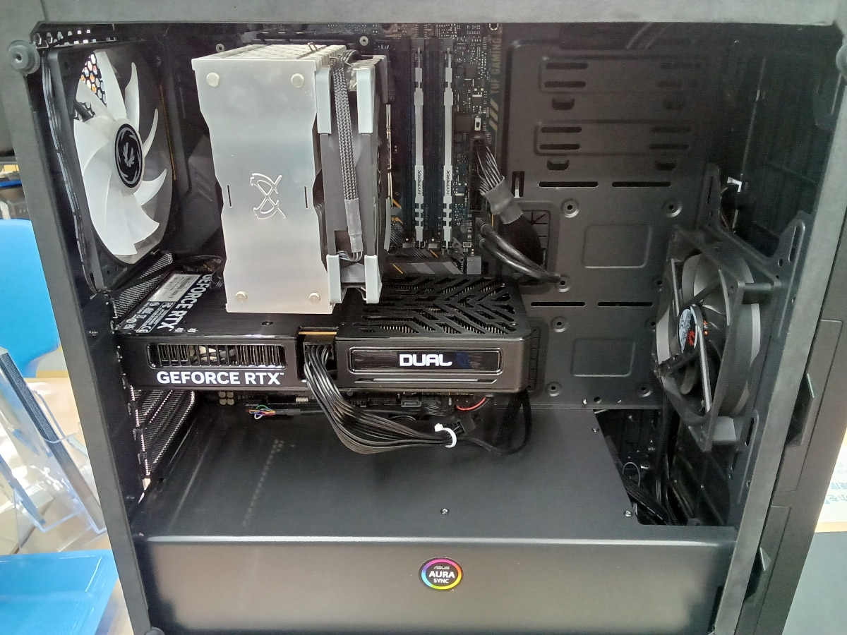 クリーニング、アップグレード後パソコン内部