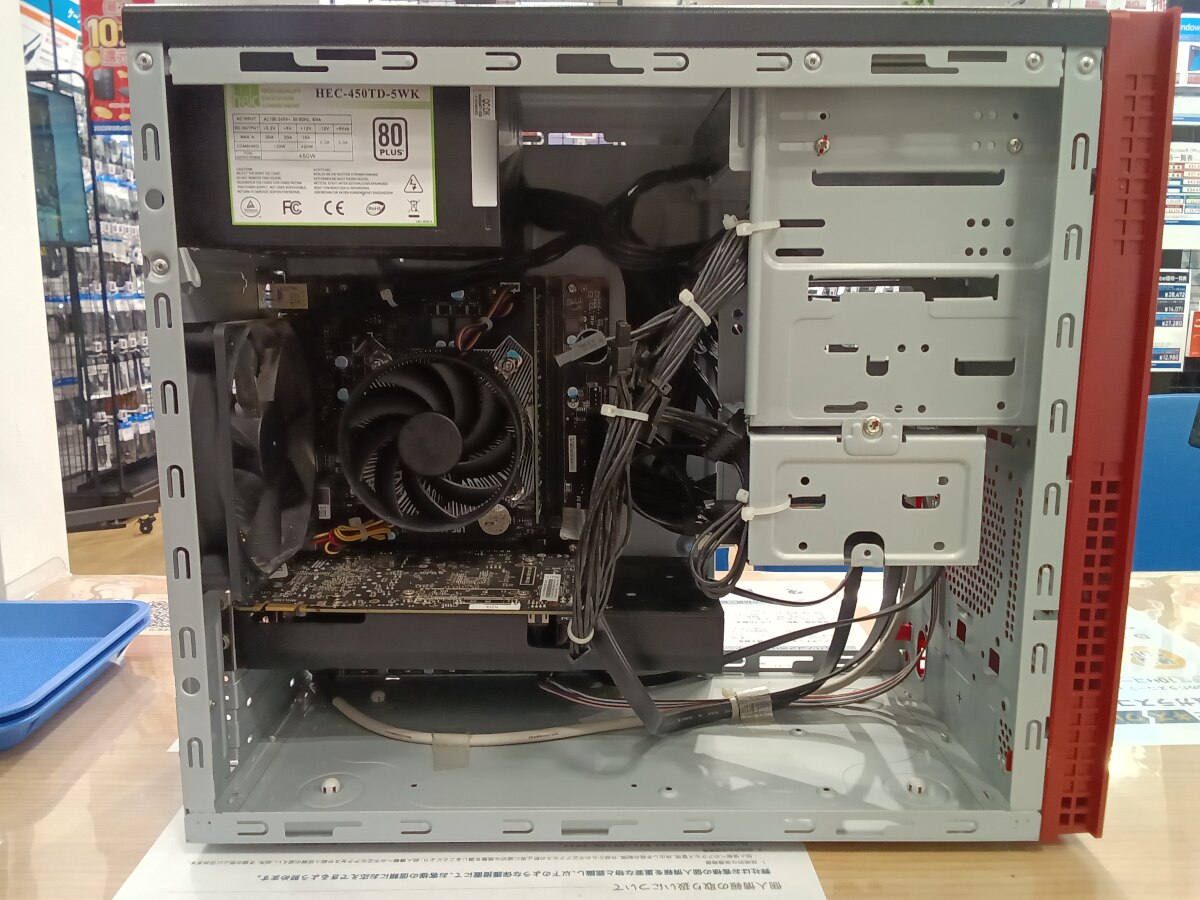 クリーニング後パソコン内部