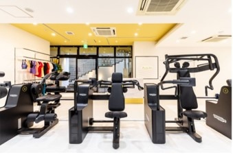 関西初のパーソナルマシン「バイオサーキット」で骨格・可動域・筋力に合わせたメニューをプロデュース