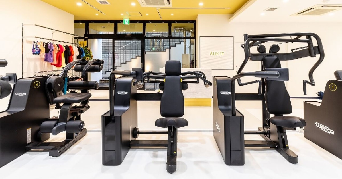 顔認証による入室管理システムを導入し安全・安心に24時間利用できる、「未来ジム」を実現