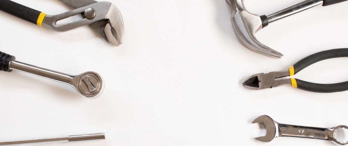 メーカー保守切れ機器の延長利用を可能にする延長保守サービスとは