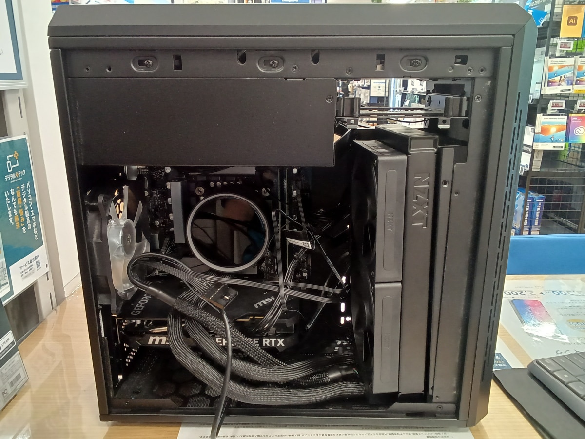 お持ち込み時のパソコン内部