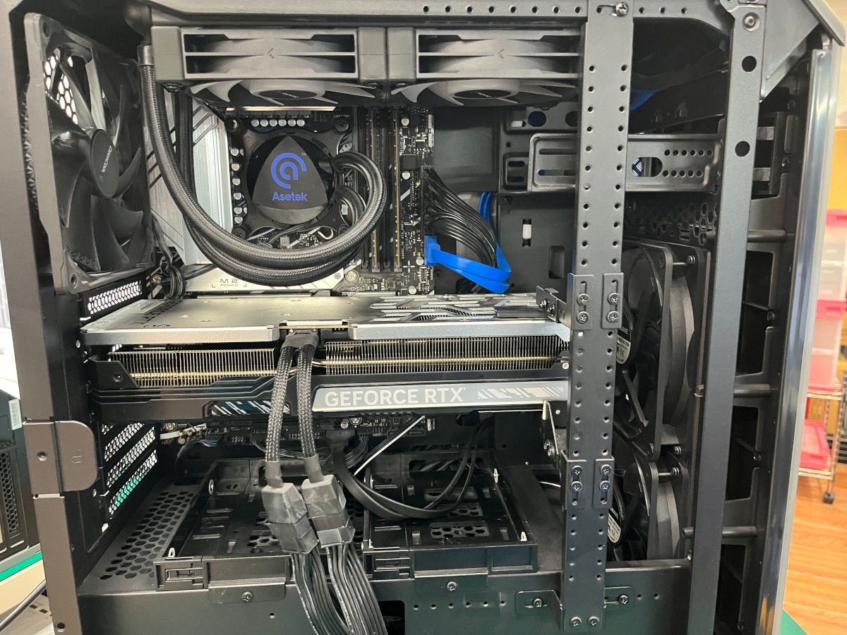 クリーニング後パソコン内部