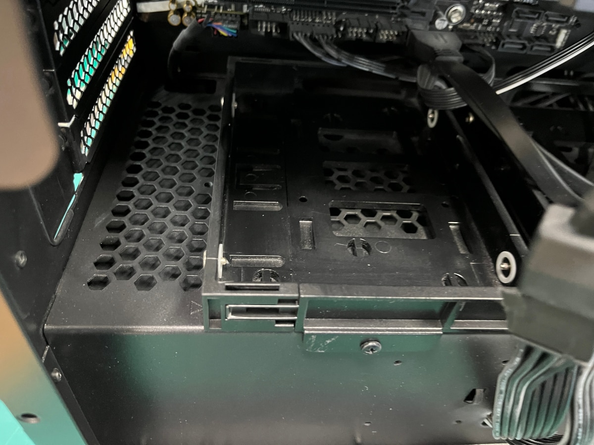 クリーニング後パソコン内部