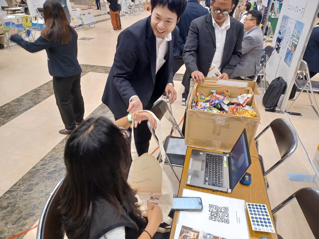 外国人留学生エキスポ出展画像2