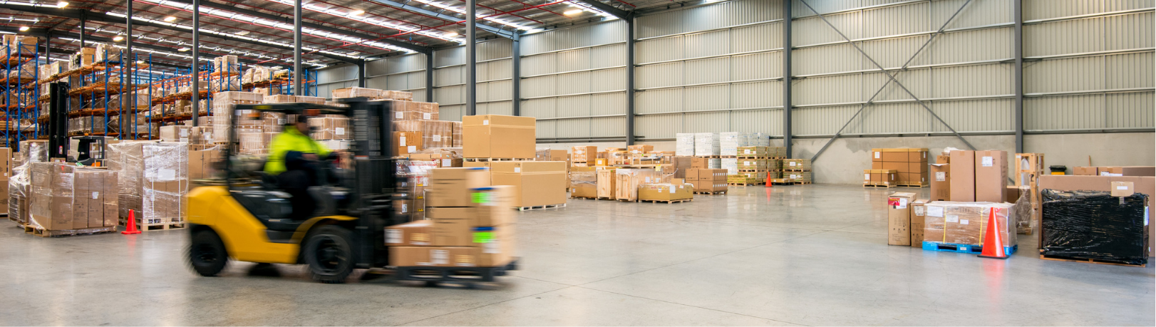 フォークリフトの物損事故対策