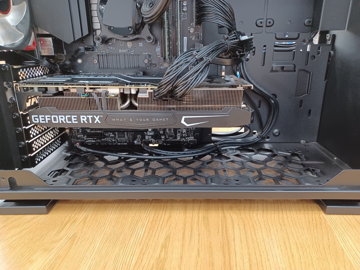 クリーニング後パソコン内部