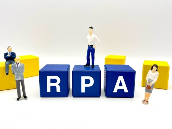 RPAによる定型業務の自動化イメージ