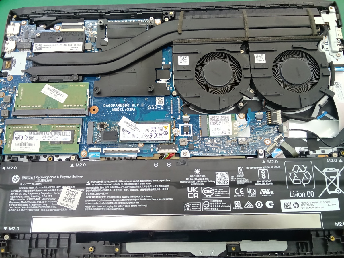 クリーニング後のパソコン内部