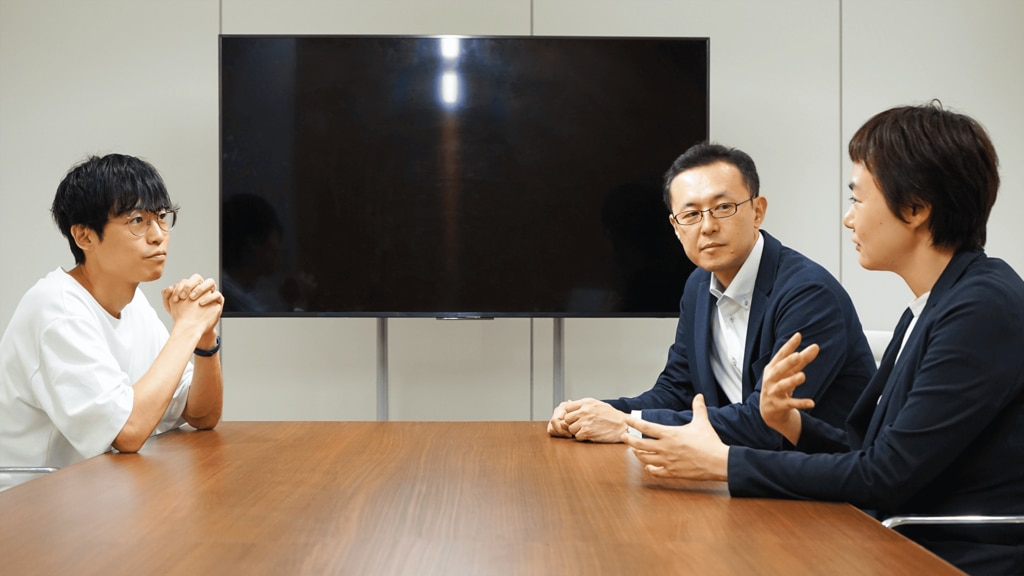 ラクス談笑写真03