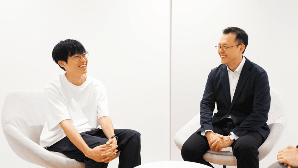 ラクス談笑写真02