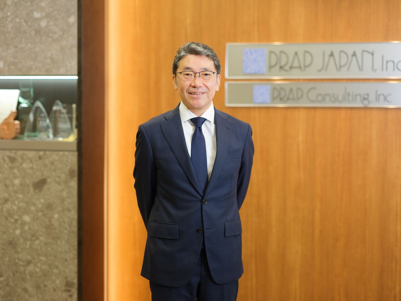 代表取締役社長 鈴木 勇夫