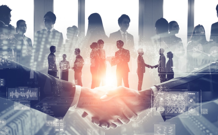 手を取り合っている