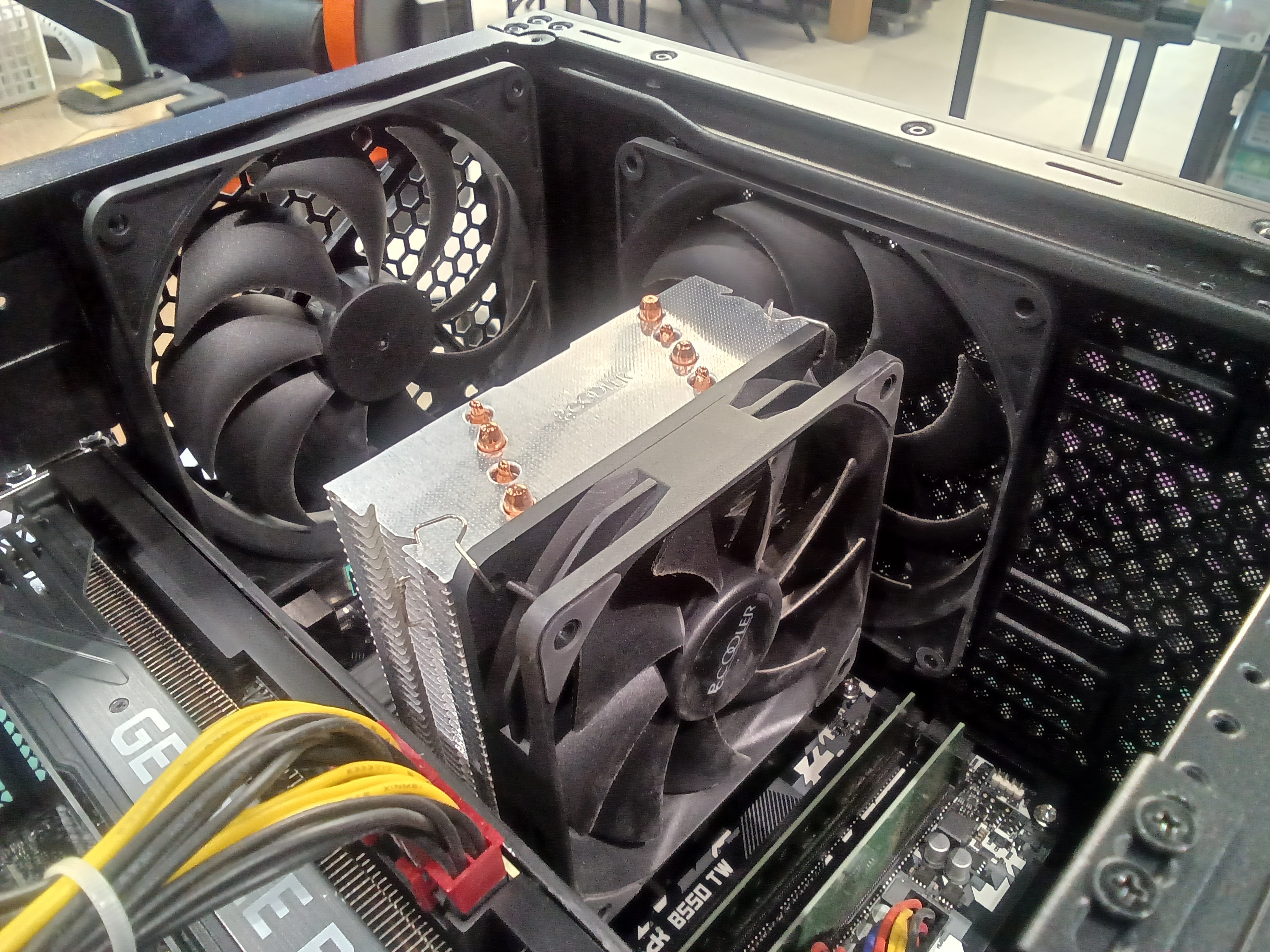 CPUファン クリーニング前