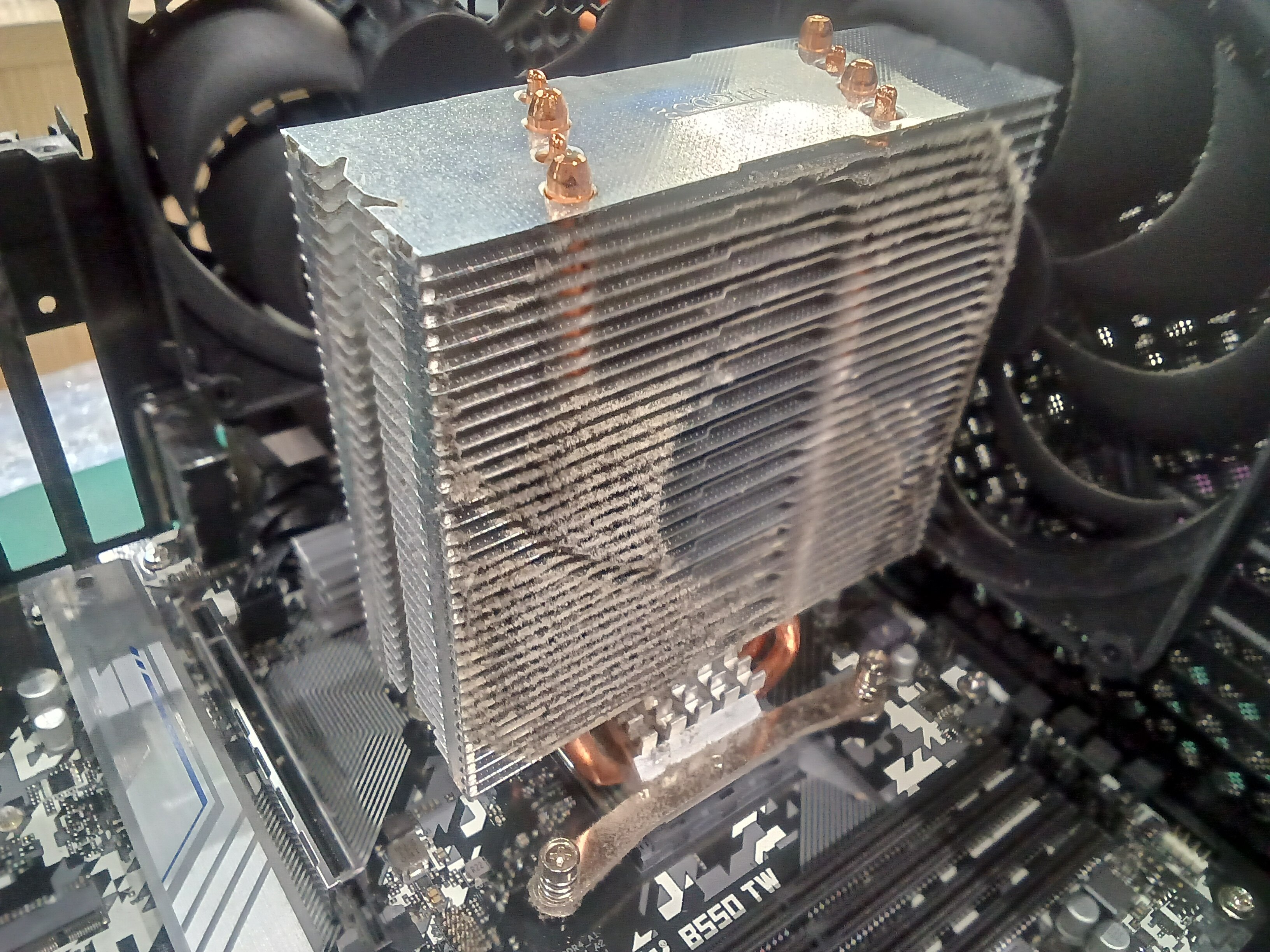 CPUヒートシンク クリーニング前