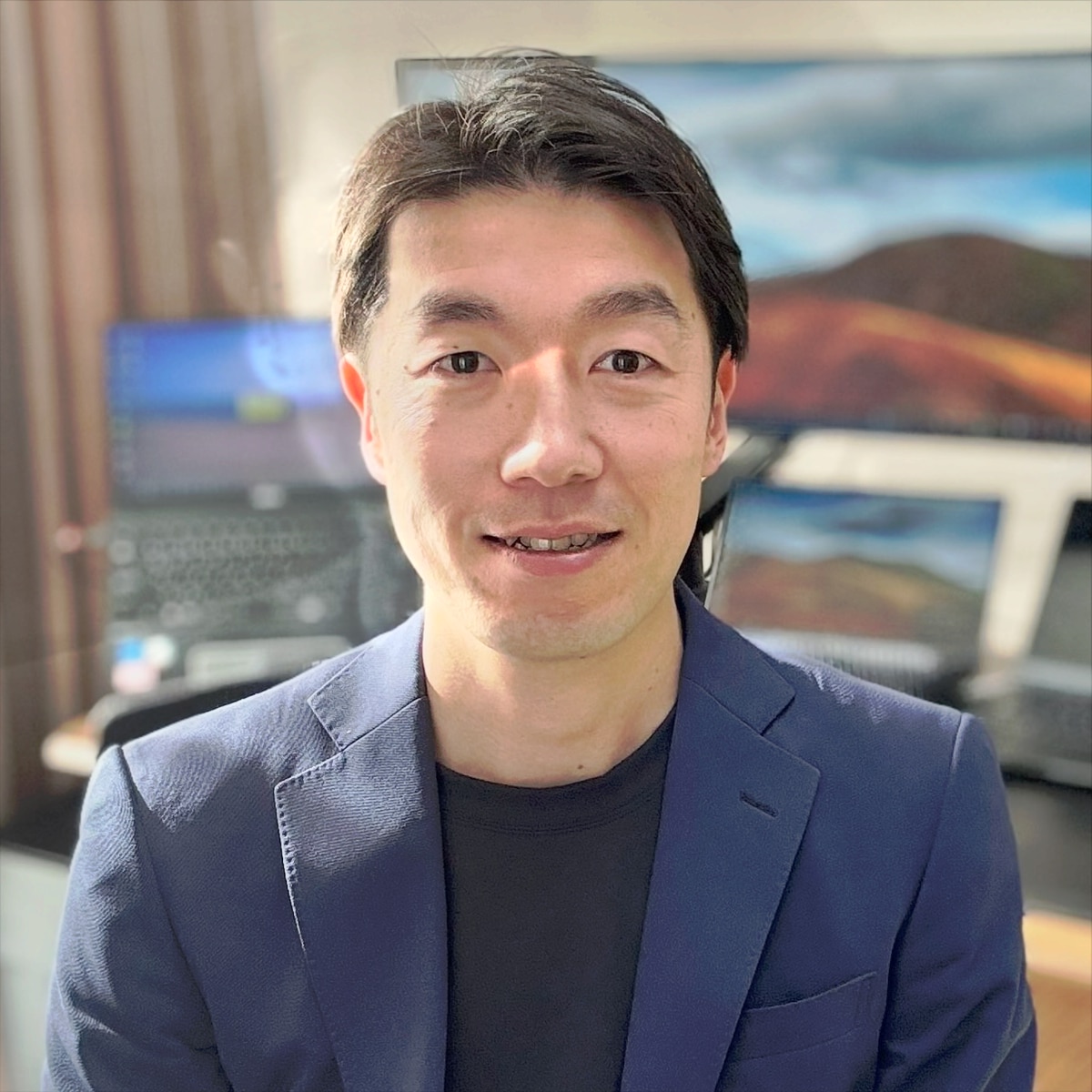 プロフィール写真｜鶴岡康幸税理士・社労士事務所 鶴岡 康幸 様