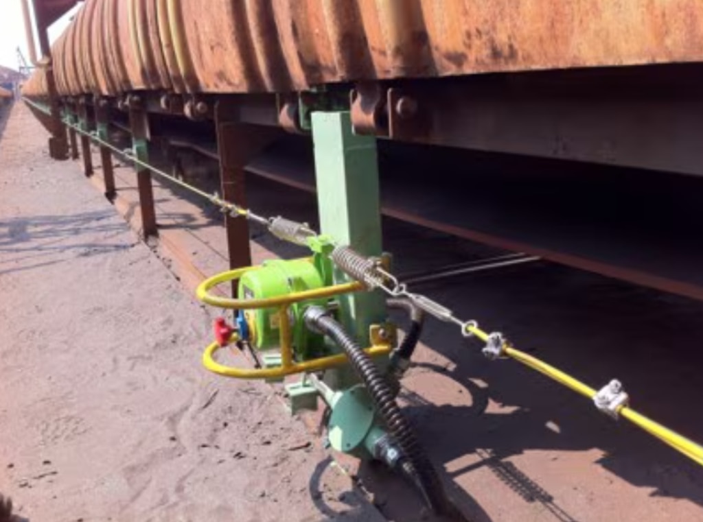 PULLSTOP Installation