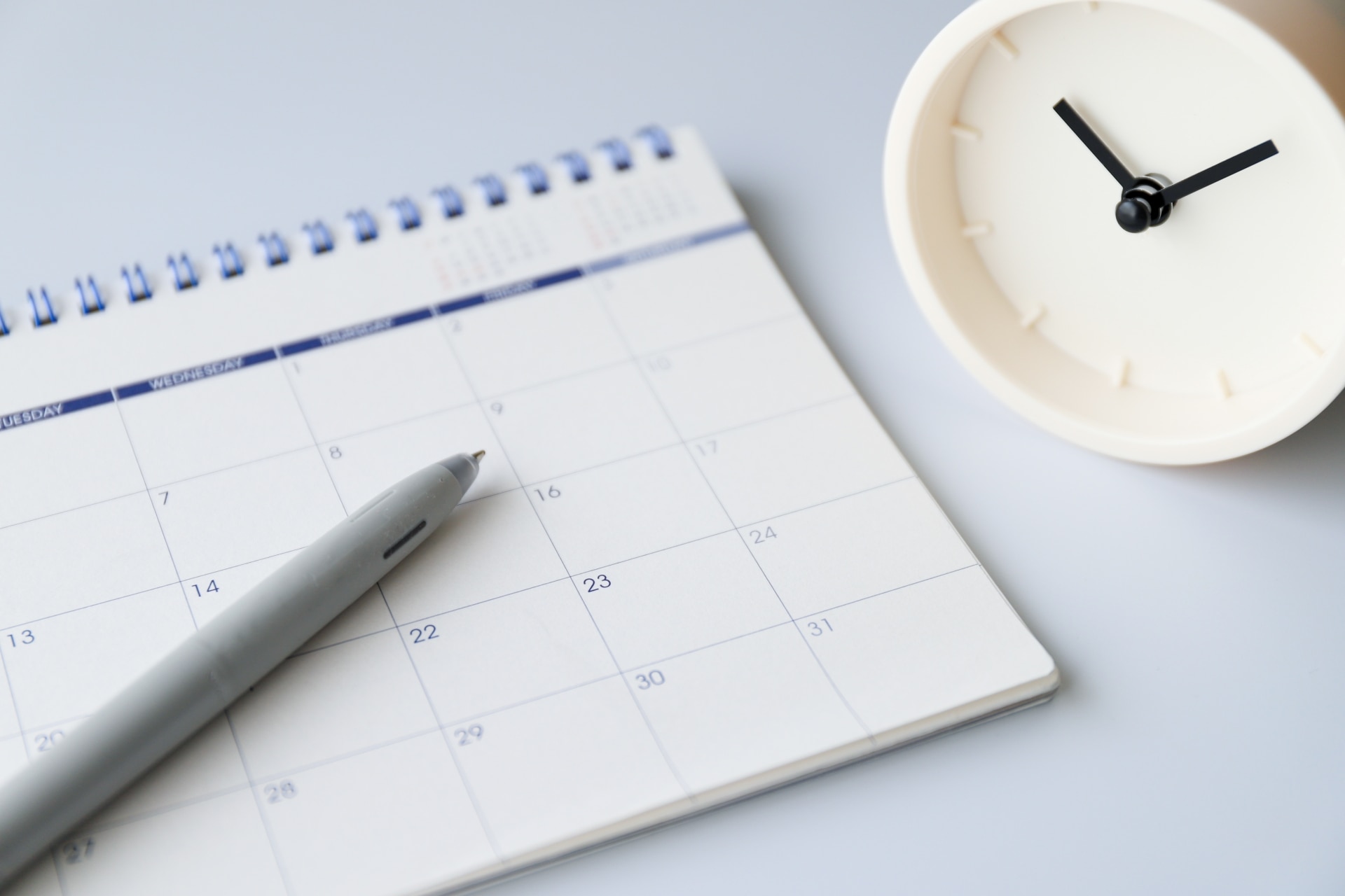 送信頻度と時間帯を工夫して相手の負担を減らす