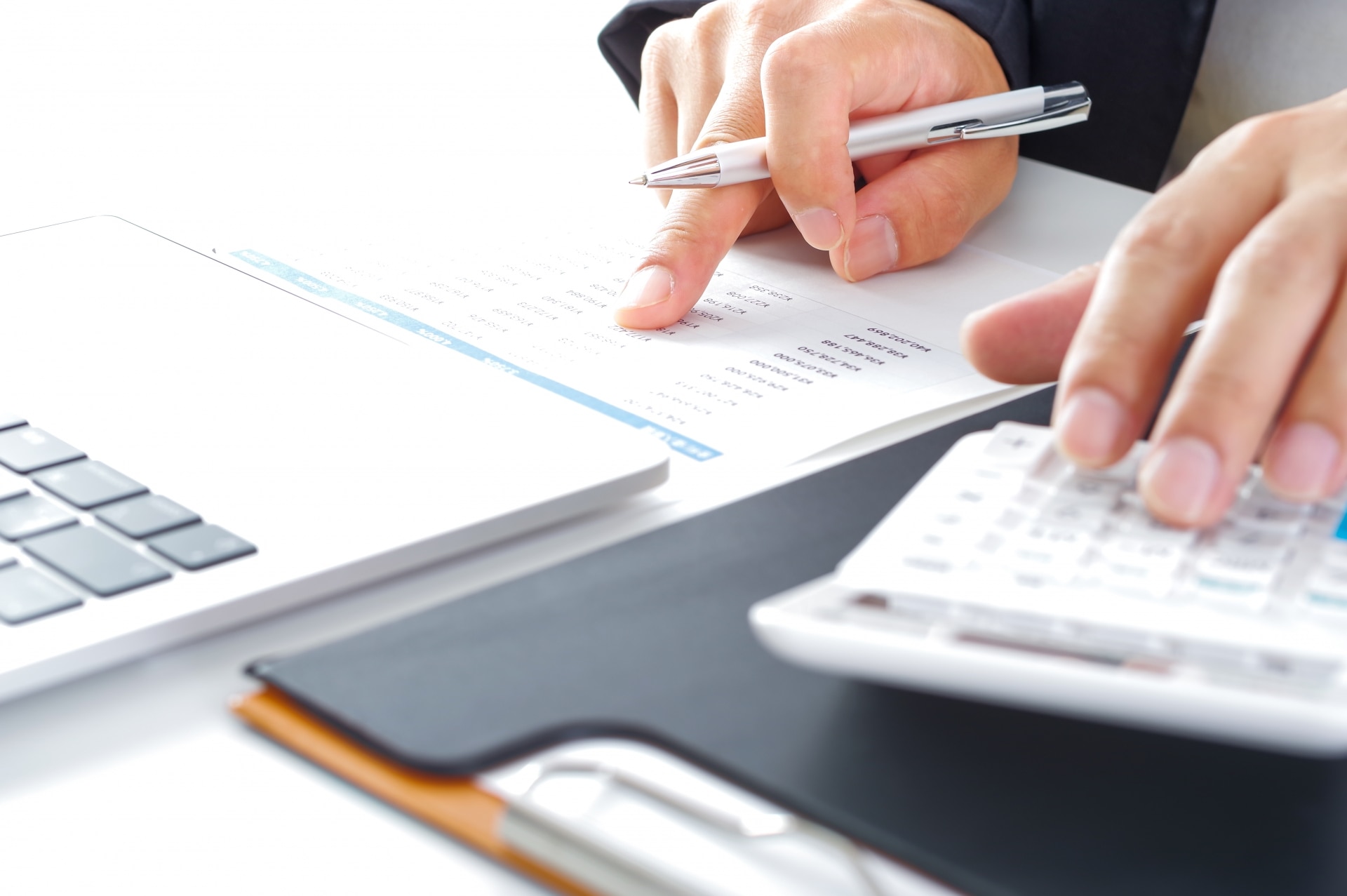 スプレッドシートで売上管理表を作成する方法【5STEP】