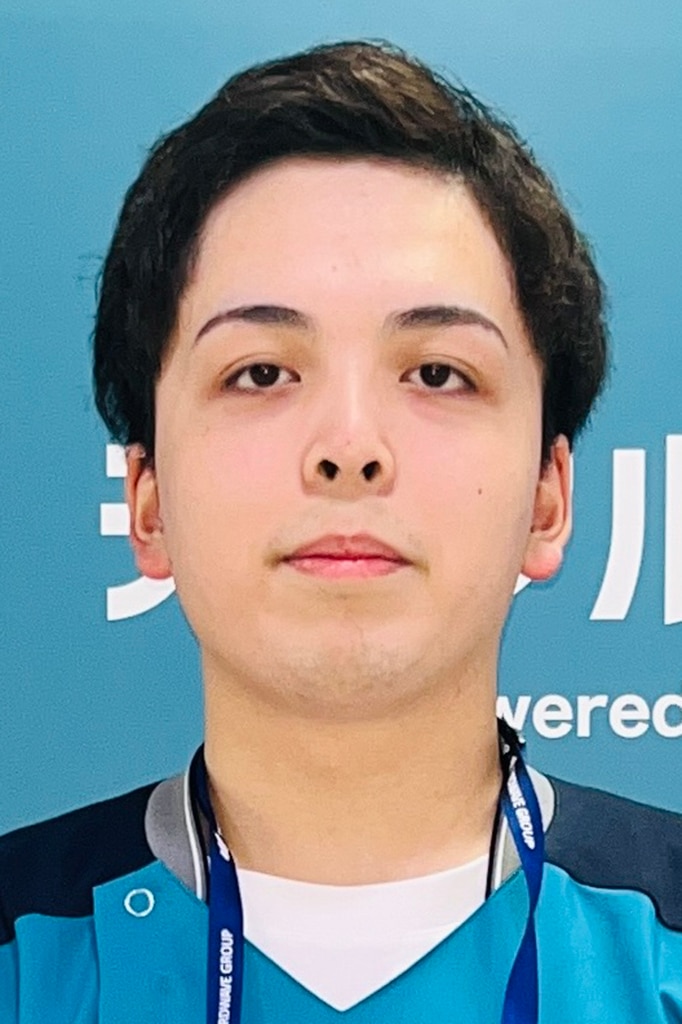 パソコンスマホ修理店 デジタルドック前橋インターアカマル店スタッフ モリト