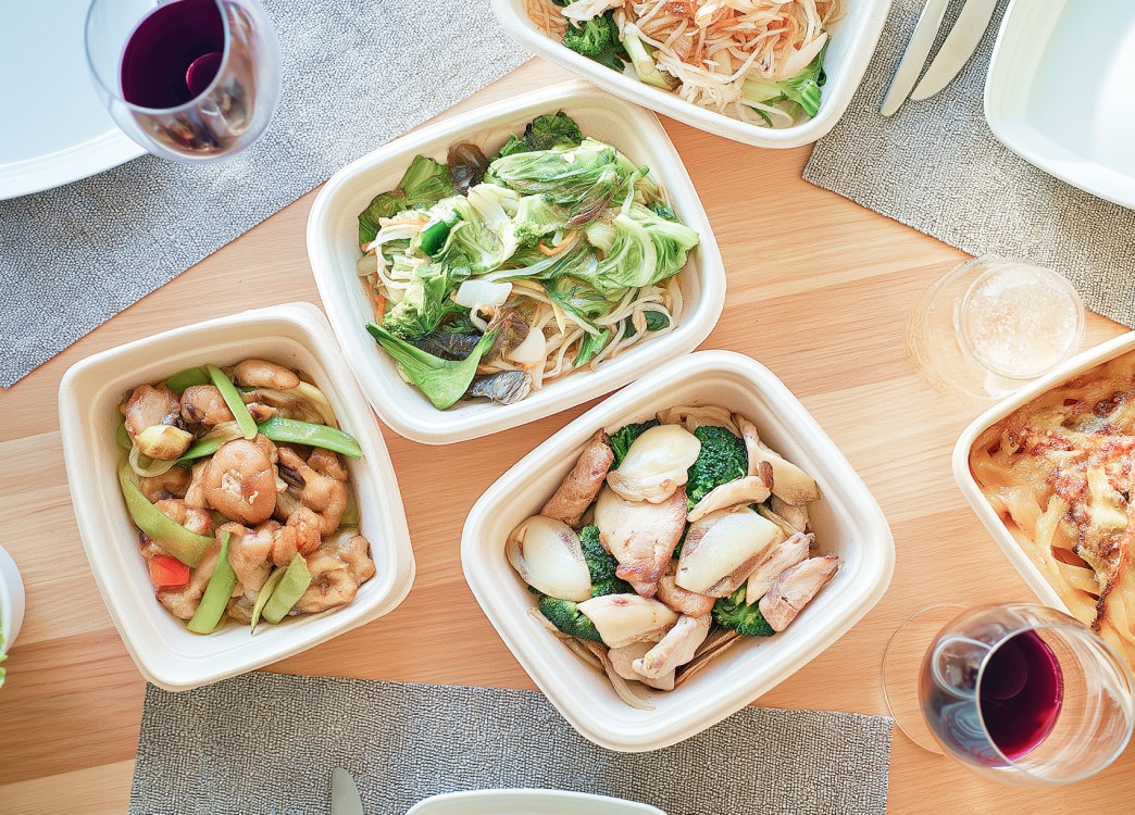 店舗から百貨店への料理の配送