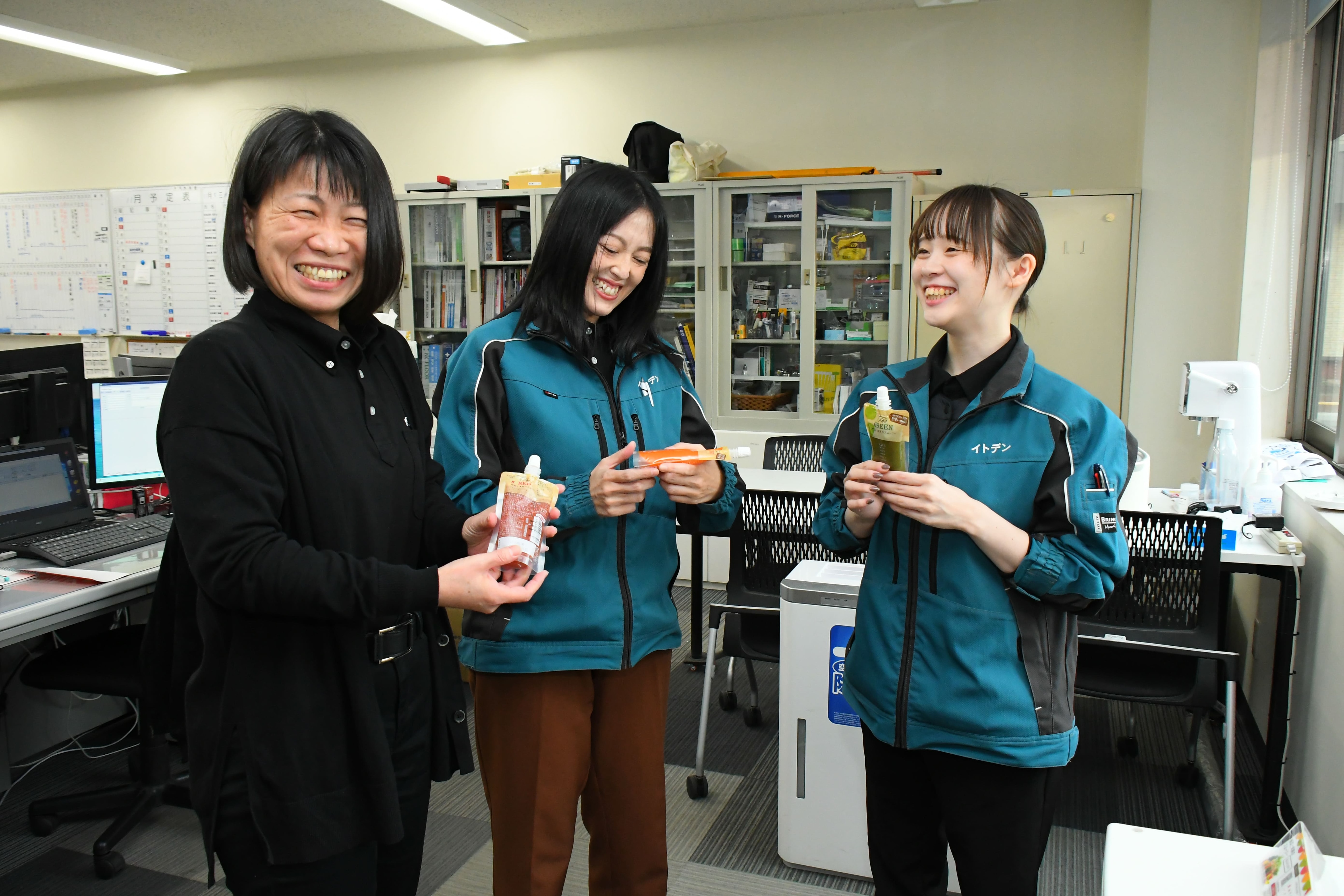 イト電商事株式会社_社員