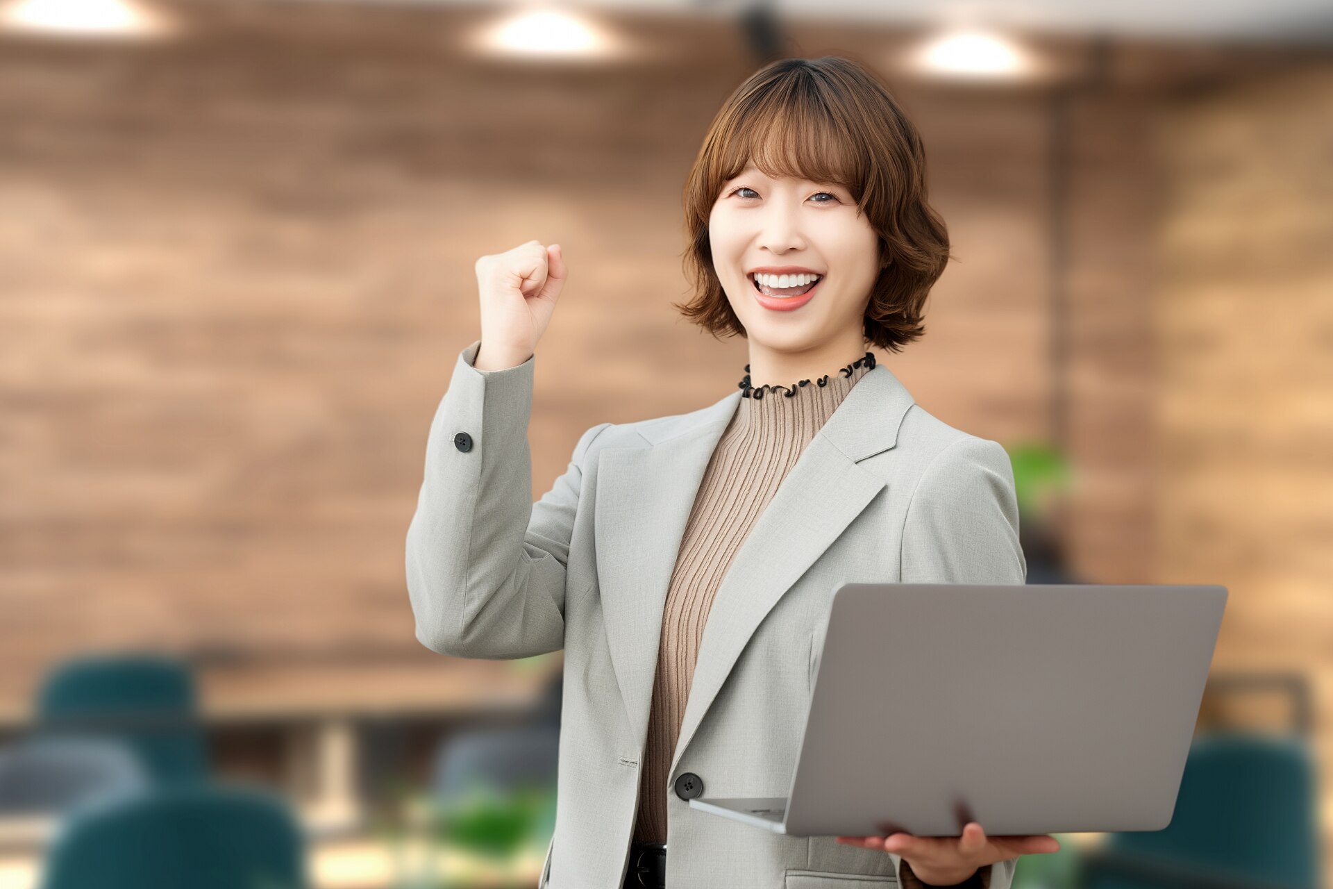 Google フォームのメール送信機能を活用して業務効率を高めよう