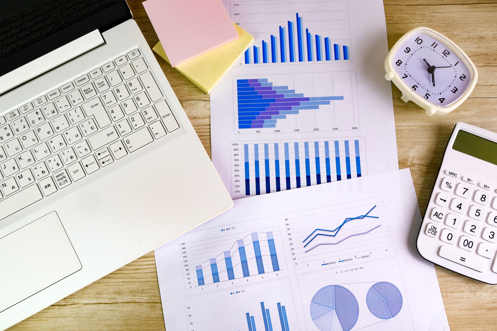 フローチャートテンプレートを活用して業務を効率化しよう