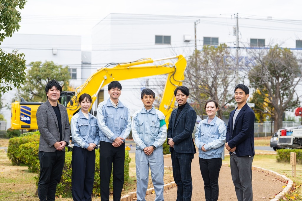 株式会社小松製作所_集合写真