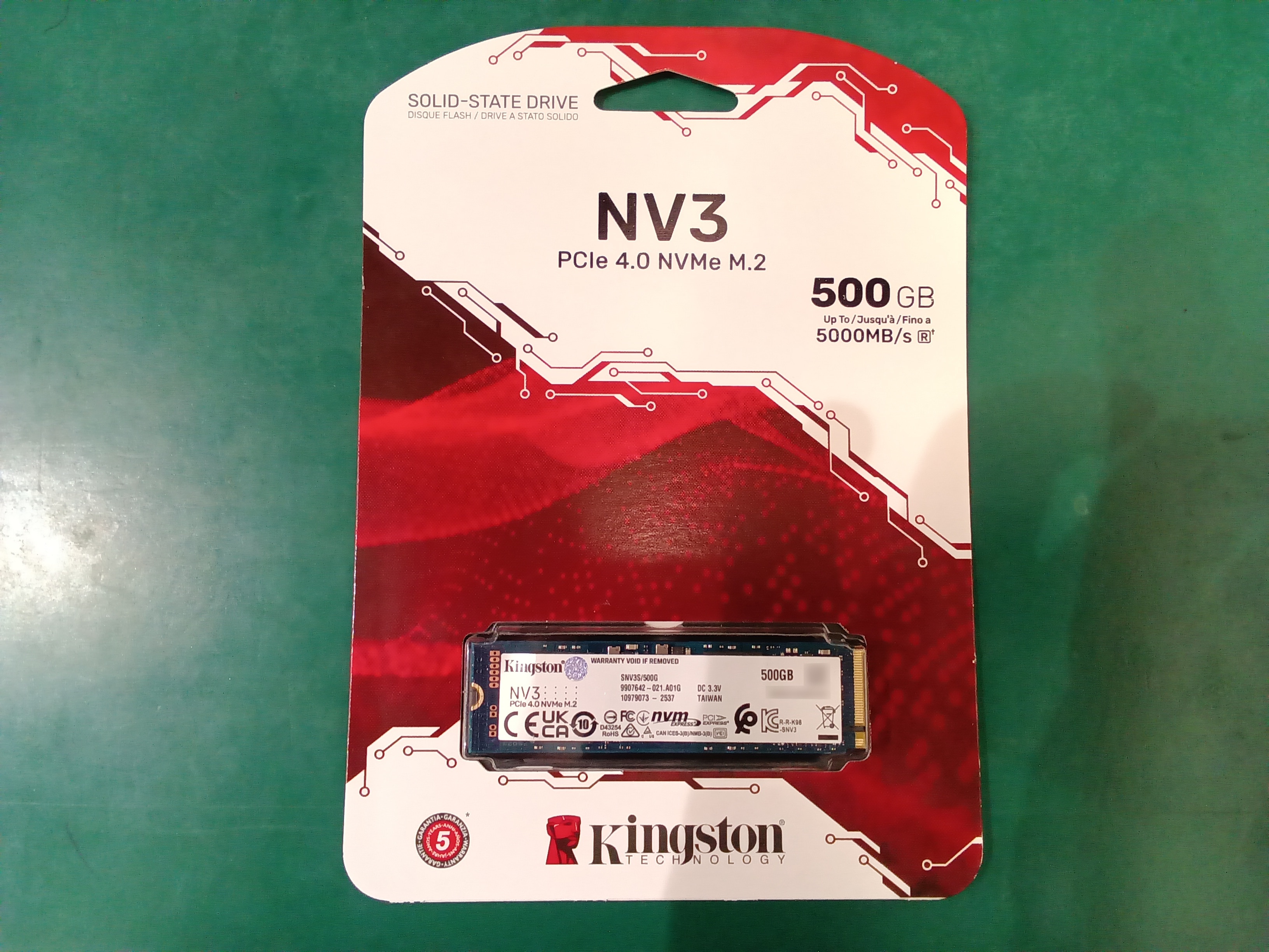 ご持参されたSSD:Kingston NV3 PCIe 4.0 NVMe SSD 500GB