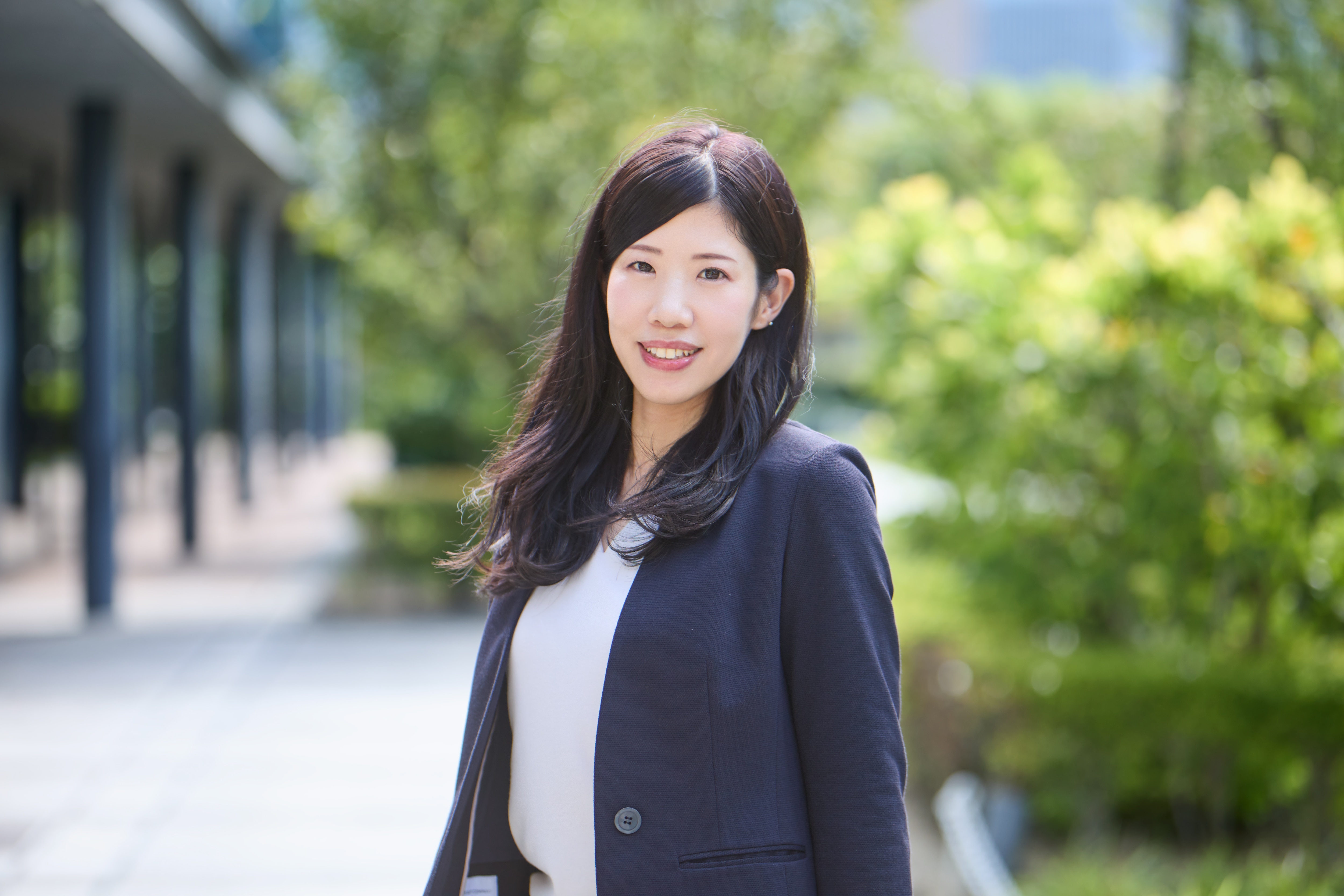 大阪オフィスで働く治験事務局担当者（SMA）のMさん