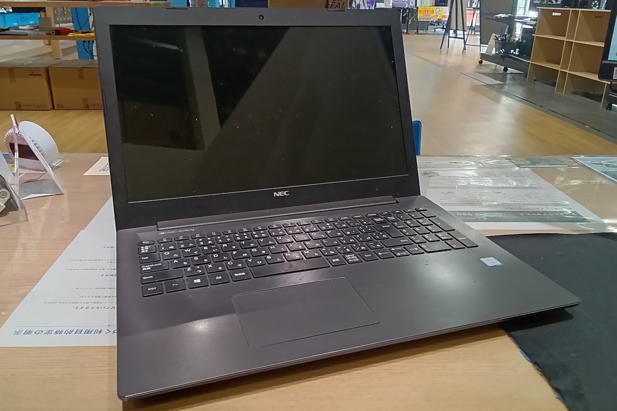 データ復旧事例 NECノートパソコンLAVIE 電源が入らない