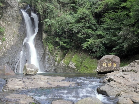 東彼杵郡　龍頭泉
