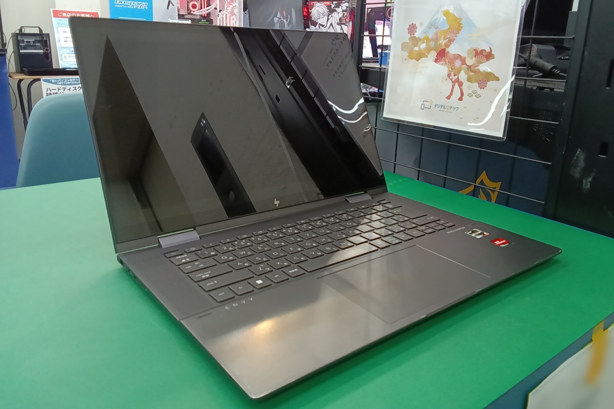 パソコン修理事例 HP製ノートパソコン ヒンジ破損のボルト固定修理