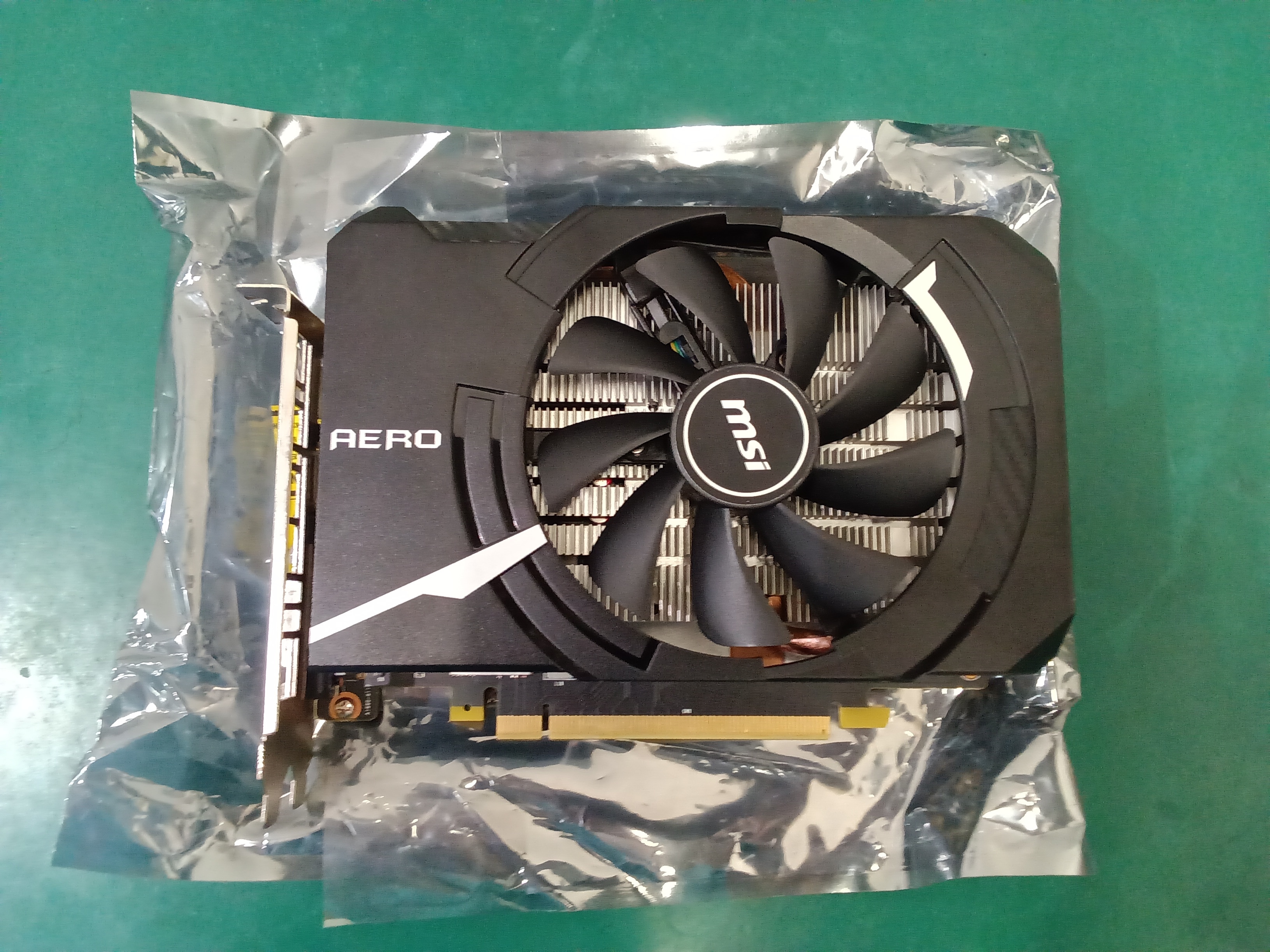 お持ち込みのMSI製グラフィックボード